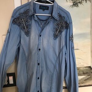Roar Signature Men’s XL Long Sleeve Shirt
